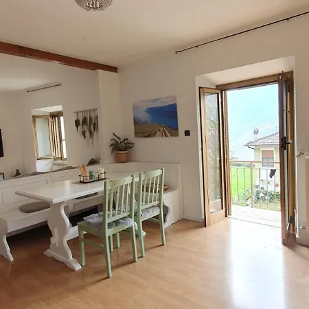 Casa Giacomo - Wunderschoenes Am Gardasee-tremosine Pieve (Lombardy)