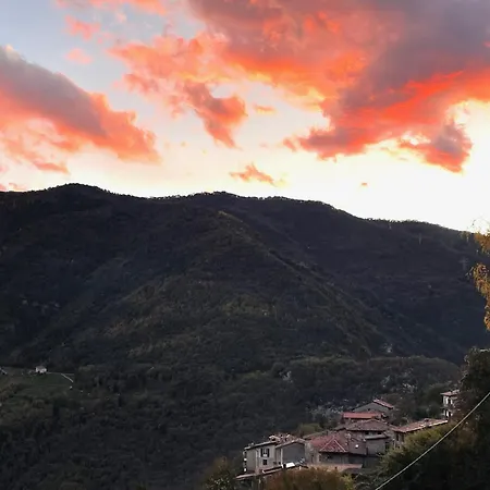 Casa Giacomo - Wunderschoenes Am Gardasee-tremosine Pieve (Lombardy)